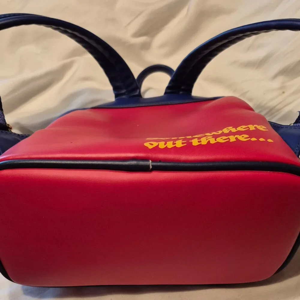 Loungefly Fievel Backpsck(mini) - Picture 6 of 8